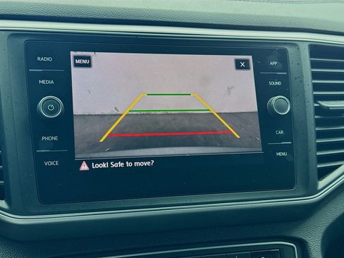 Used 2019 Volkswagen Atlas SE w/ Towing Package AWD/4WD image 10