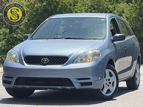 Used 2004 Toyota Matrix FWD image 1