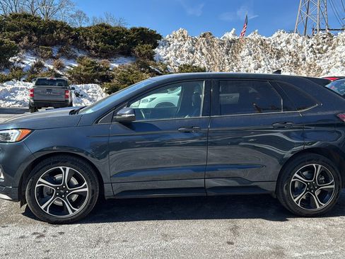 Certified 2022 Ford Edge ST image 4