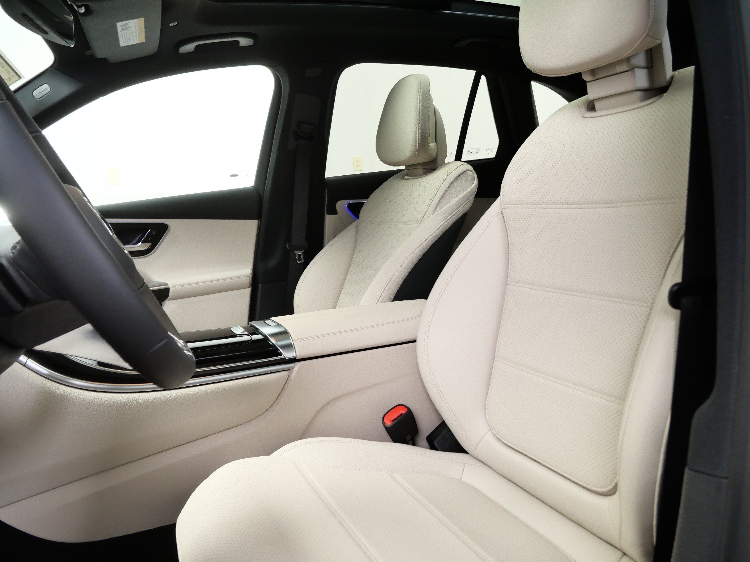 New 2026 Mercedes-Benz GLC 300 4MATIC image 8