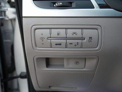 Used 2018 Genesis G80 3.8 image 11