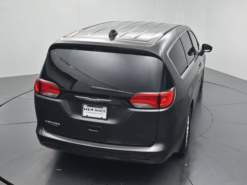 Used 2023 Chrysler Voyager LX FWD image 49