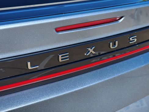 Used 2024 Lexus RZ 450e Premium image 12