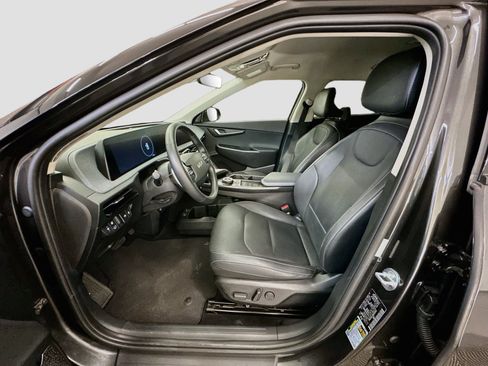 Used 2022 Kia EV6 GT-Line AWD/4WD image 13