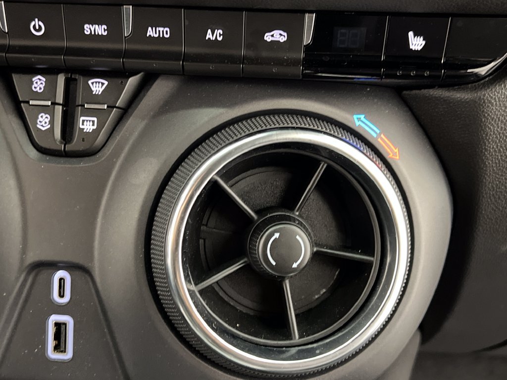 Used 2025 Chevrolet Blazer LT FWD image 55