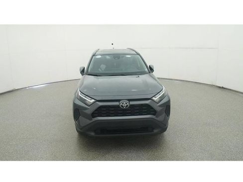 Used 2024 Toyota RAV4 XLE w/ Convenience Package FWD image 20