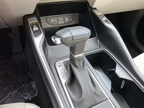 New 2025 Kia Sorento EX image 12