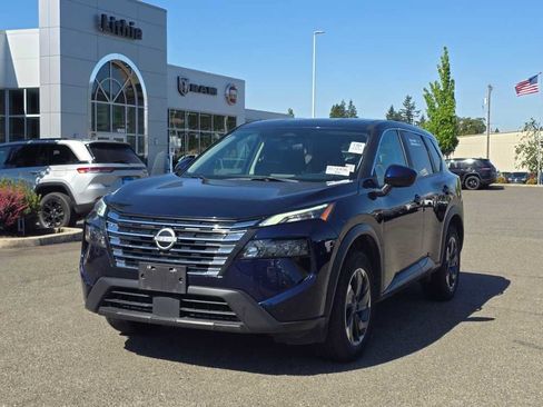 Used 2024 Nissan Rogue SV FWD image 1