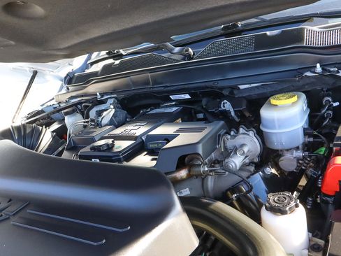 Used 2022 RAM 3500 Tradesman image 22