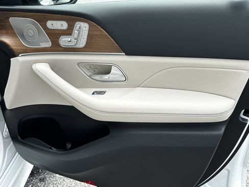 Certified 2025 Mercedes-Benz GLE 450 4MATIC w/ AMG Line Exterior image 16