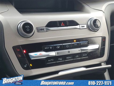 Used 2023 Ford Explorer XLT w/ Equipment Group 202A image 24