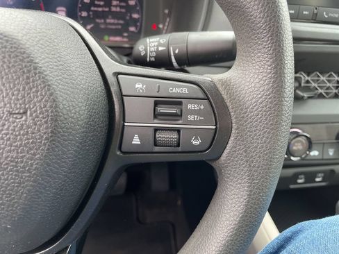 Used 2023 Honda Accord LX image 25