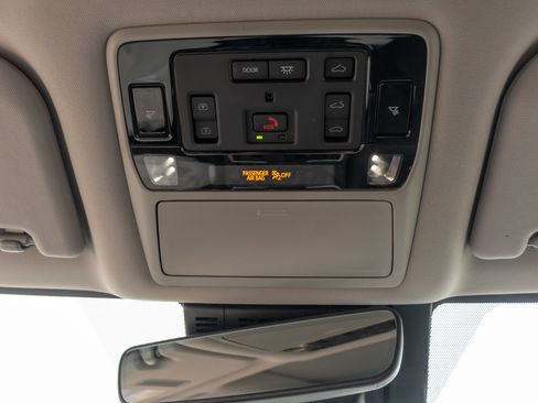 Used 2024 Toyota Grand Highlander Limited image 16