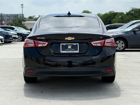 Used 2021 Chevrolet Malibu LT FWD image 8