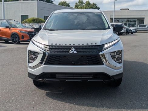 New 2025 Mitsubishi Eclipse Cross LE image 8