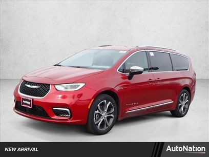 New 2026 Chrysler Pacifica Pinnacle