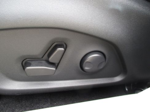 Used 2024 Jeep Compass Limited AWD/4WD image 35