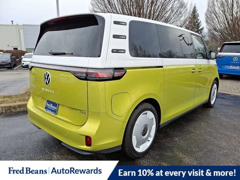 New 2025 Volkswagen ID. Buzz 1st Edition image 4