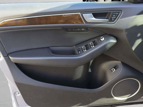 Used 2015 Audi Q5 2.0T Premium Plus w/ Technology Package image 14