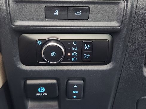 Used 2023 Ford Expedition Max Limited image 27