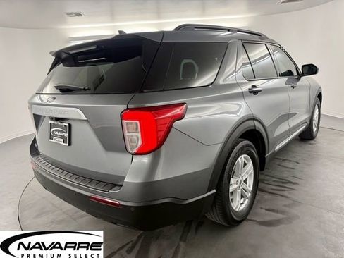 Used 2021 Ford Explorer XLT image 8