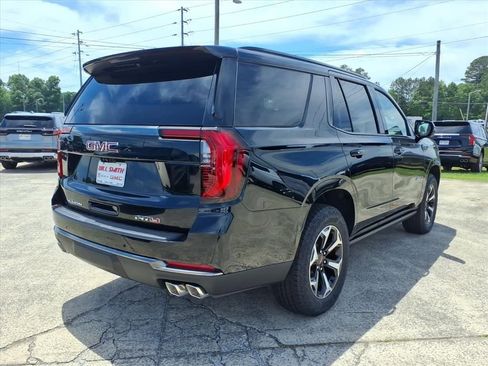 New 2026 GMC Yukon AT4 w/ AT4 Premium Plus Package AWD/4WD image 7