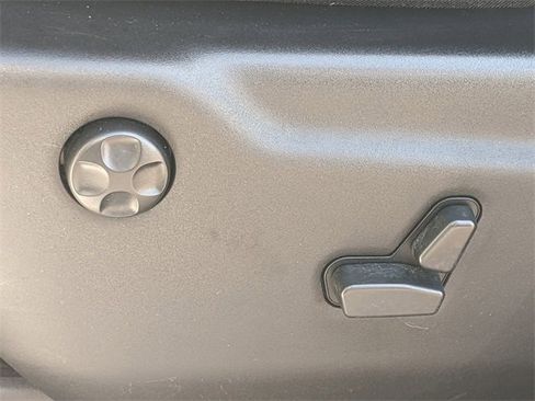 Certified 2018 Jeep Grand Cherokee High Altitude image 17