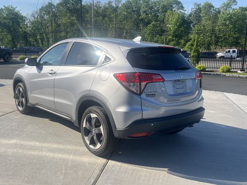 Used 2018 Honda HR-V EX image 5