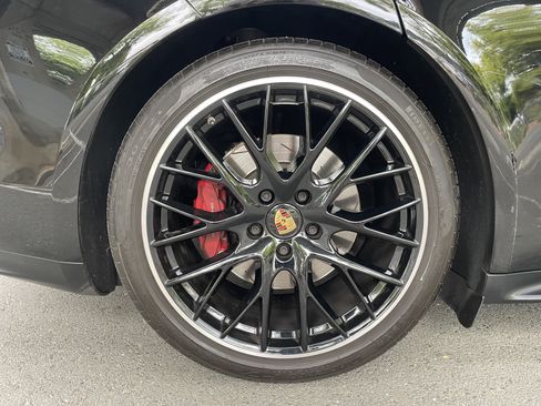 Used 2023 Porsche Panamera GTS AWD/4WD image 18
