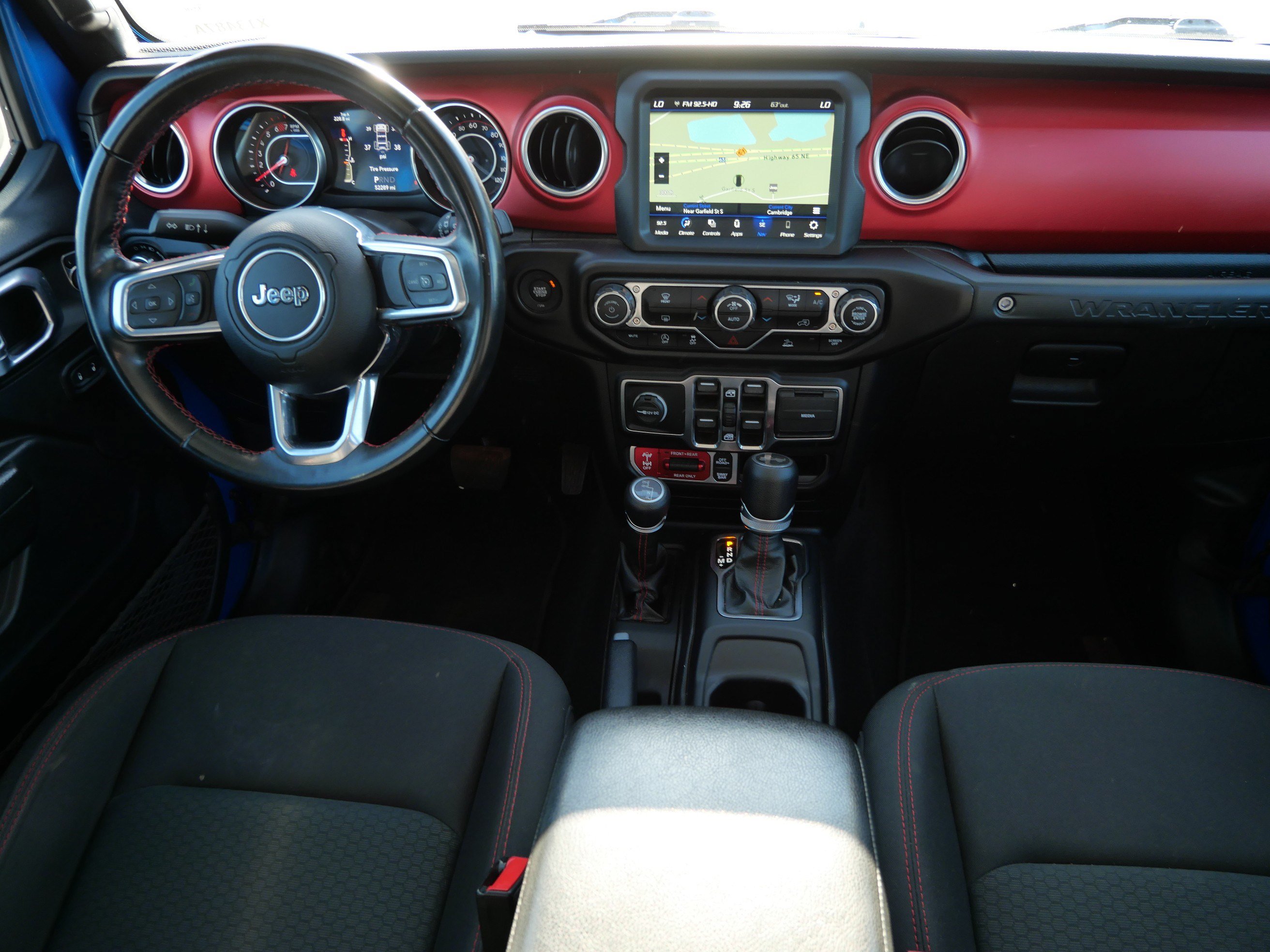 Used 2022 Jeep Wrangler Unlimited Rubicon AWD/4WD image 10