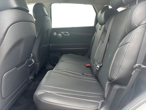 Used 2025 Genesis GV80 3.5T Advanced image 13