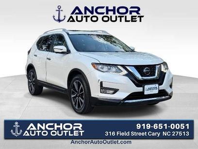 Used 2019 Nissan Rogue SL w/ Premium Package