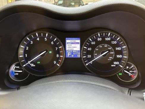 Used 2013 INFINITI M35 w/ Premium Pkg image 23