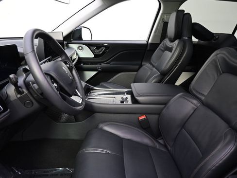 New 2026 Lincoln Aviator Reserve image 13