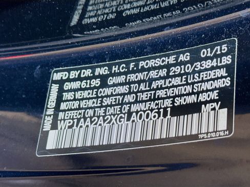 Used 2016 Porsche Cayenne image 38