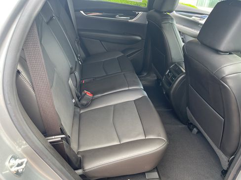 Used 2025 Cadillac XT5 Premium Luxury AWD/4WD image 32