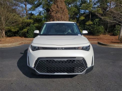 New 2025 Kia Soul LX w/ LX Technology Package image 2