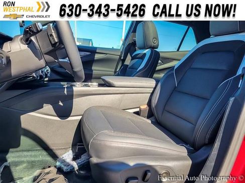 New 2025 Chevrolet Blazer EV LT image 8