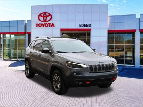 Used 2022 Jeep Cherokee Trailhawk AWD/4WD image 30