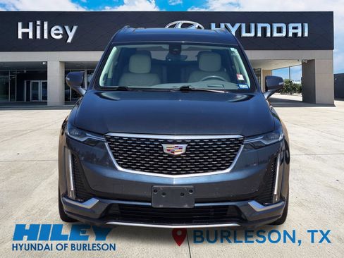 Used 2021 Cadillac XT6 Premium Luxury FWD image 8