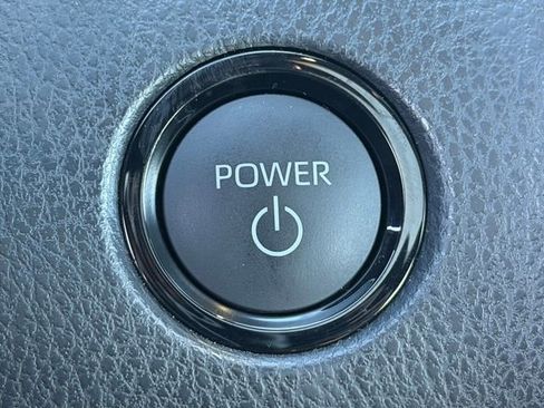 Certified 2025 Toyota Camry SE w/ Convenience Package image 42