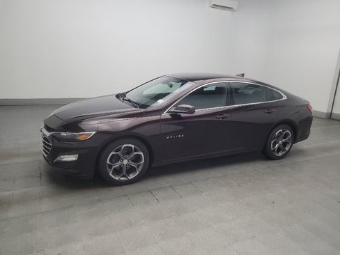 Used 2021 Chevrolet Malibu LT FWD image 2