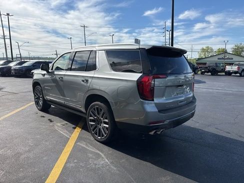 Used 2025 GMC Yukon Denali Ultimate AWD/4WD image 5
