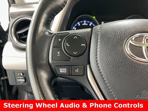 Used 2018 Toyota RAV4 XLE image 26