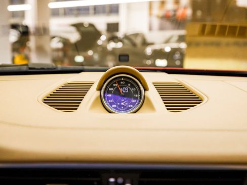 Used 2017 Porsche 911 Targa 4S image 25