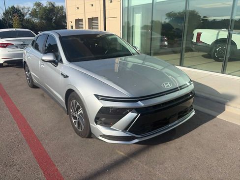 Certified 2026 Hyundai Sonata Blue FWD image 1
