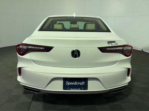 Used 2025 Acura TLX w/ Technology Package image 6