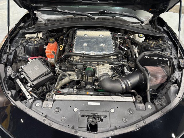 Used 2018 Chevrolet Camaro ZL1 RWD image 30
