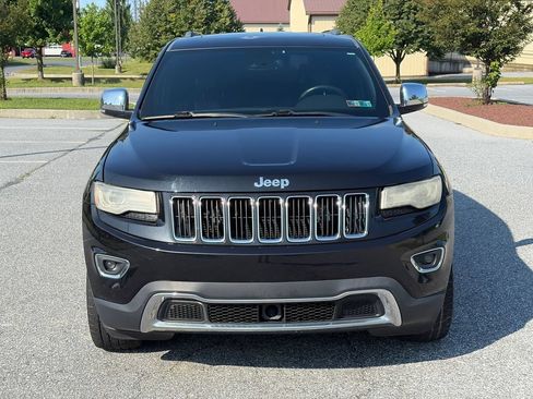 Used 2014 Jeep Grand Cherokee Limited w/ Luxury Group II AWD/4WD image 2