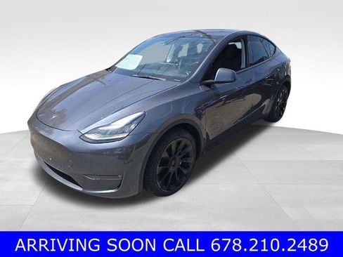 Used 2021 Tesla Model Y Long Range AWD/4WD image 1